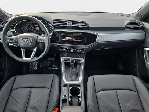 Used 2025 Audi Q3 2.0T Premium Plus w/ Premium Plus Package image 10