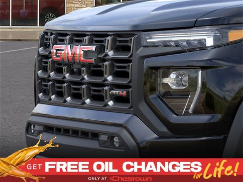 New 2025 GMC Canyon AT4 w/ Nightfall Edition image 13