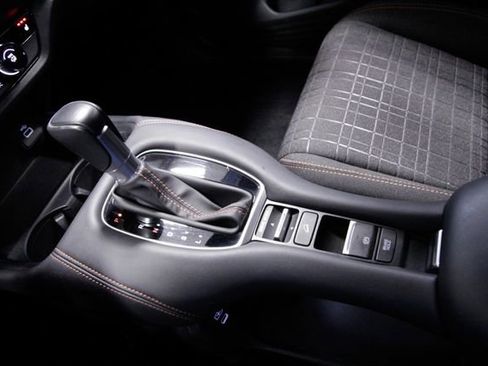 Certified 2024 Honda HR-V Sport image 28