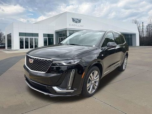 Certified 2025 Cadillac XT6 Premium Luxury w/ LPO, Floor Liner Package AWD/4WD image 7