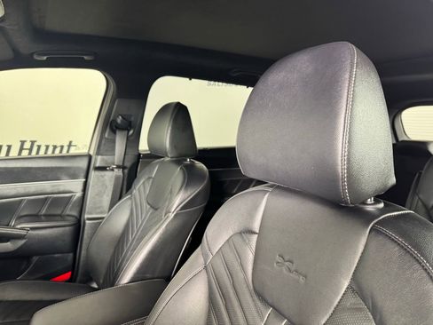 Used 2025 Kia Sorento SX Prestige image 12