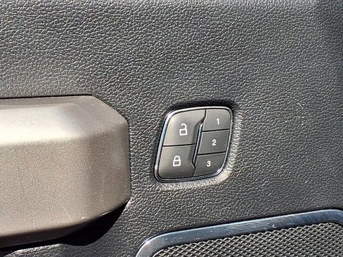 Used 2019 Ford F150 Lariat w/ Equipment Group 502A Luxury image 30