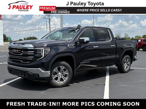 Used 2022 GMC Sierra 1500 SLT w/ SLT Convenience Package AWD/4WD image 1