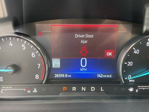 Used 2022 Ford Explorer XLT w/ Equipment Group 202A image 21