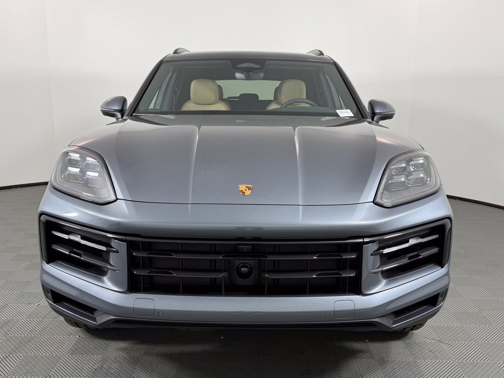 Certified 2026 Porsche Cayenne AWD/4WD image 10