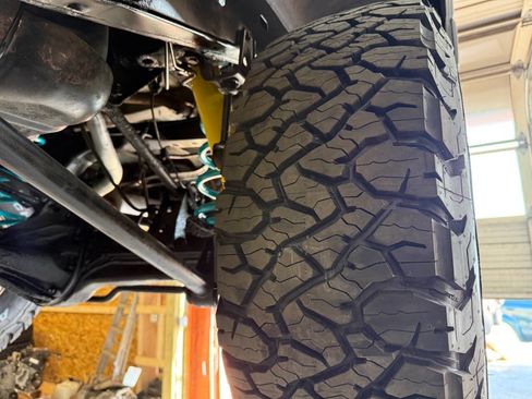 Used 2002 Toyota Land Cruiser image 25