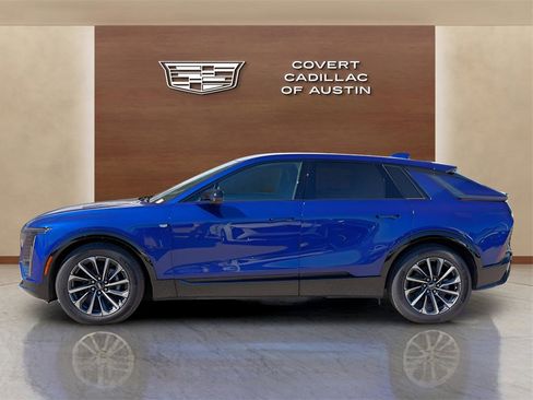 New 2026 Cadillac Lyriq Premium Sport image 4