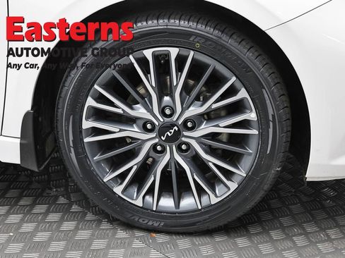 Used 2022 Kia Forte GT-Line w/ GT-Line Premium Package FWD image 32
