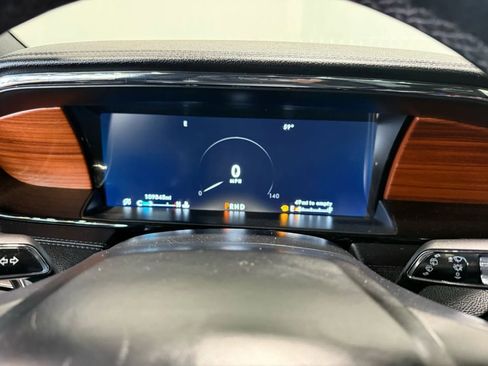 Used 2018 Lincoln Navigator Select image 18