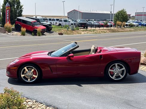 Used 2008 Chevrolet Corvette Convertible w/ Preferred Equipment Group RWD image 97
