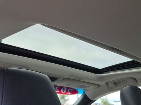 Used 2022 Lexus ES 300h w/ Luxury Package image 20