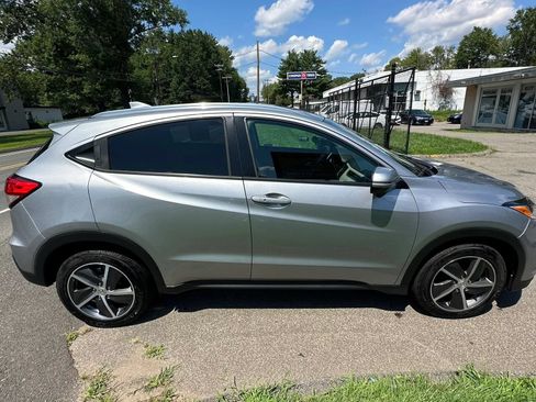 Used 2021 Honda HR-V EX image 4