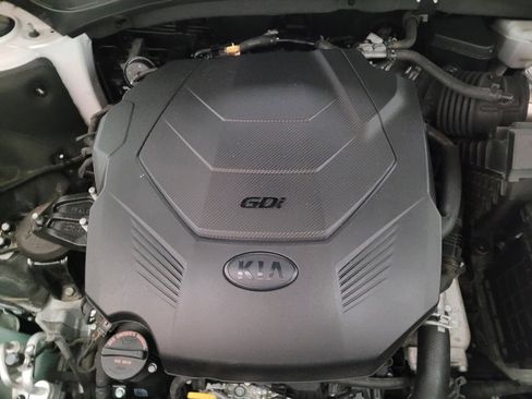 Used 2020 Kia Telluride S w/ S 8 Passenger Seating Package FWD image 30