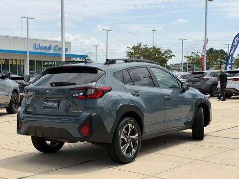 Used 2024 Subaru Crosstrek 2.0i Premium AWD/4WD image 3
