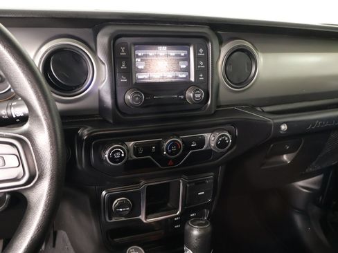 Used 2021 Jeep Wrangler Unlimited Sport AWD/4WD image 5