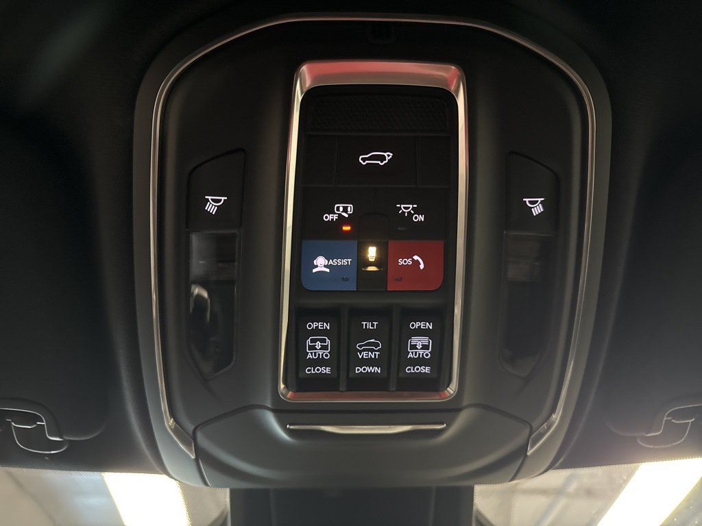 New 2026 Jeep Cherokee Limited AWD/4WD image 24