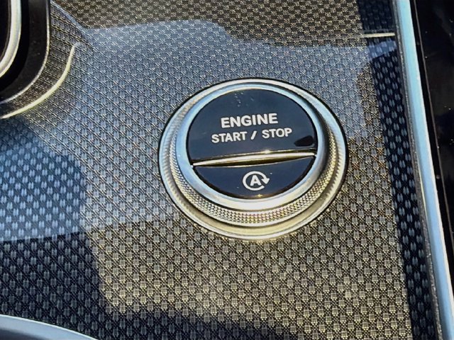 Used 2026 Mercedes-Benz C 300 Sedan image 36