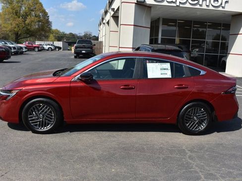 New 2026 Nissan Sentra SV w/ SV Convenience Package image 9