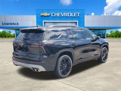 New 2026 Chevrolet Traverse LT w/ Driver Confidence Package image 4