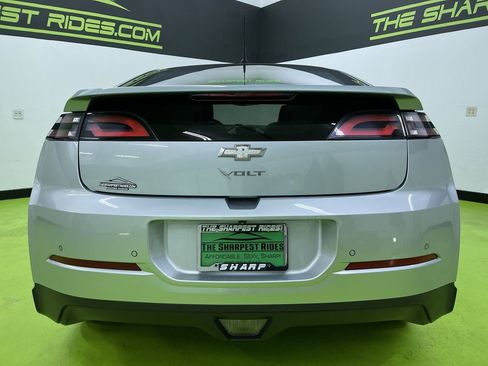 Used 2013 Chevrolet Volt w/ Enhanced Safety Package 2 image 8