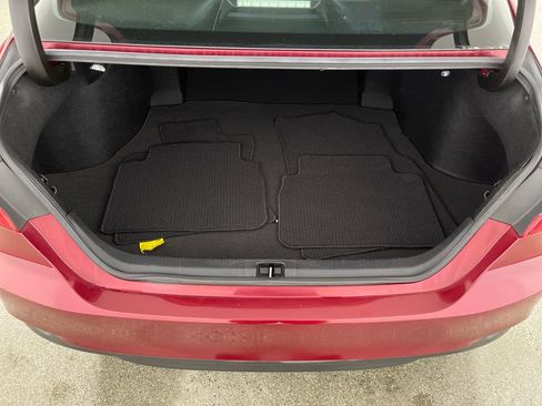 Certified 2018 Toyota Camry XLE FWD image 10