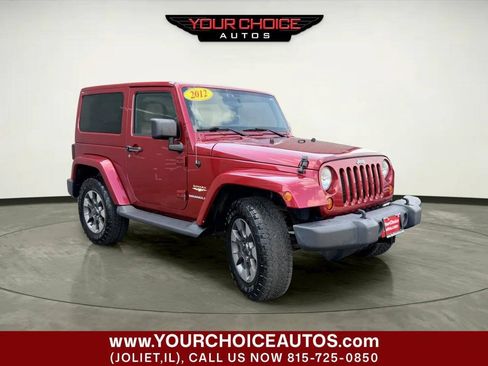 Used 2012 Jeep Wrangler Sahara w/ Dual Top Group AWD/4WD image 11