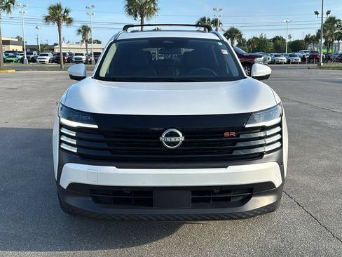 Used 2025 Nissan Kicks SR w/ SR Premium Package FWD image 8