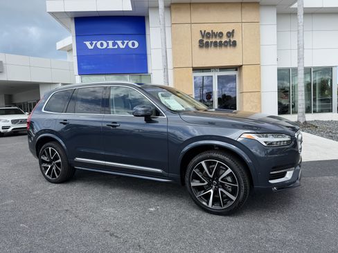 Certified 2025 Volvo XC90 B5 Plus w/ Protection Package Premier AWD/4WD image 1