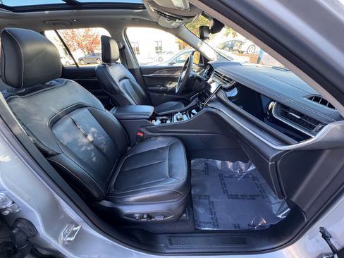 Used 2022 Jeep Grand Cherokee Limited 4xe image 49