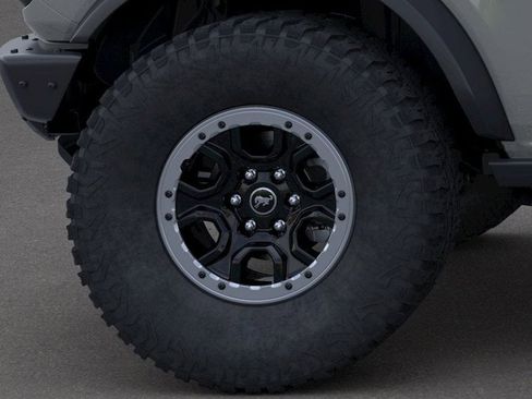 Used 2022 Ford Bronco Black Diamond w/ Sasquatch Package AWD/4WD image 12
