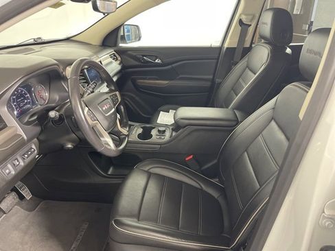 Used 2021 GMC Acadia Denali w/ Denali Ultimate Package image 12