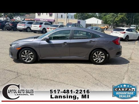 Used 2018 Honda Civic EX image 5