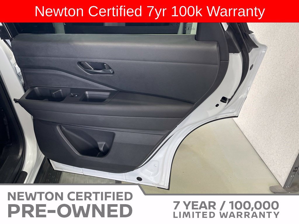 Used 2025 Nissan Pathfinder SV w/ SV Premium Package FWD image 45