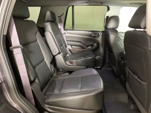 Used 2017 GMC Yukon SLT w/ Open Road Package AWD/4WD image 28