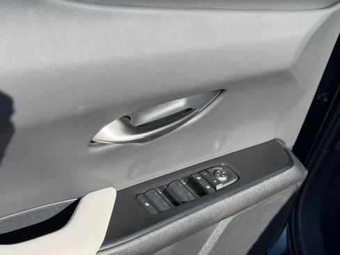 New 2026 Lexus UX 300h AWD image 11