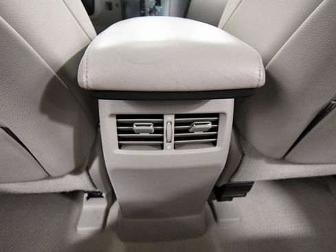 Used 2010 Lexus RX 350 AWD image 17