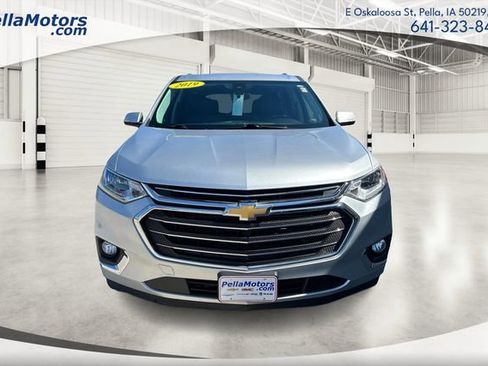 Used 2019 Chevrolet Traverse Premier AWD/4WD image 7