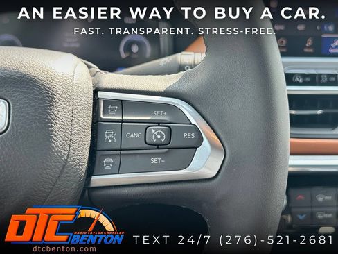 Used 2024 Jeep Compass Limited w/ Elite Group AWD/4WD image 15