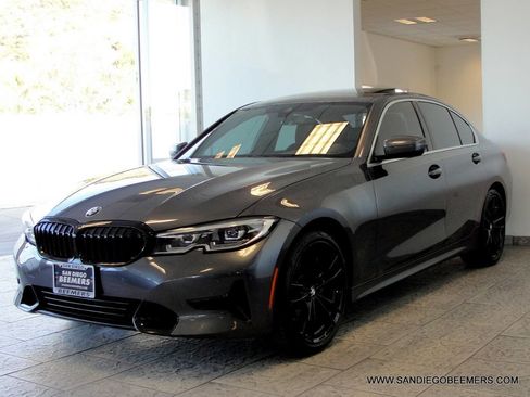 Used 2020 BMW 330i Sedan w/ Convenience Package image 29