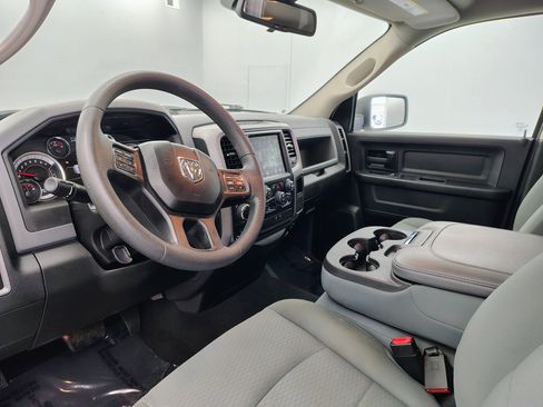 Used 2019 RAM 1500 Express w/ Express Value Package AWD/4WD image 38