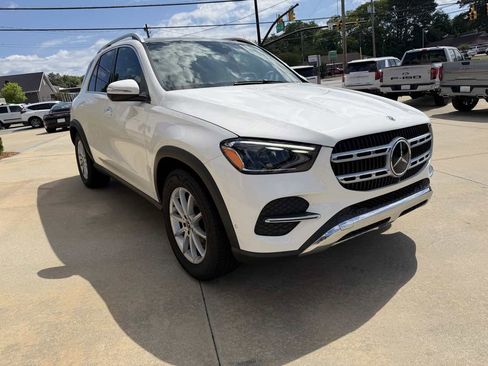 Used 2024 Mercedes-Benz GLE 350 4MATIC image 5