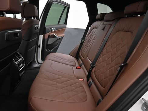 New 2026 BMW X5 xDrive50e AWD/4WD image 16