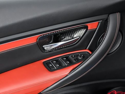 Used 2018 BMW M3 RWD image 17