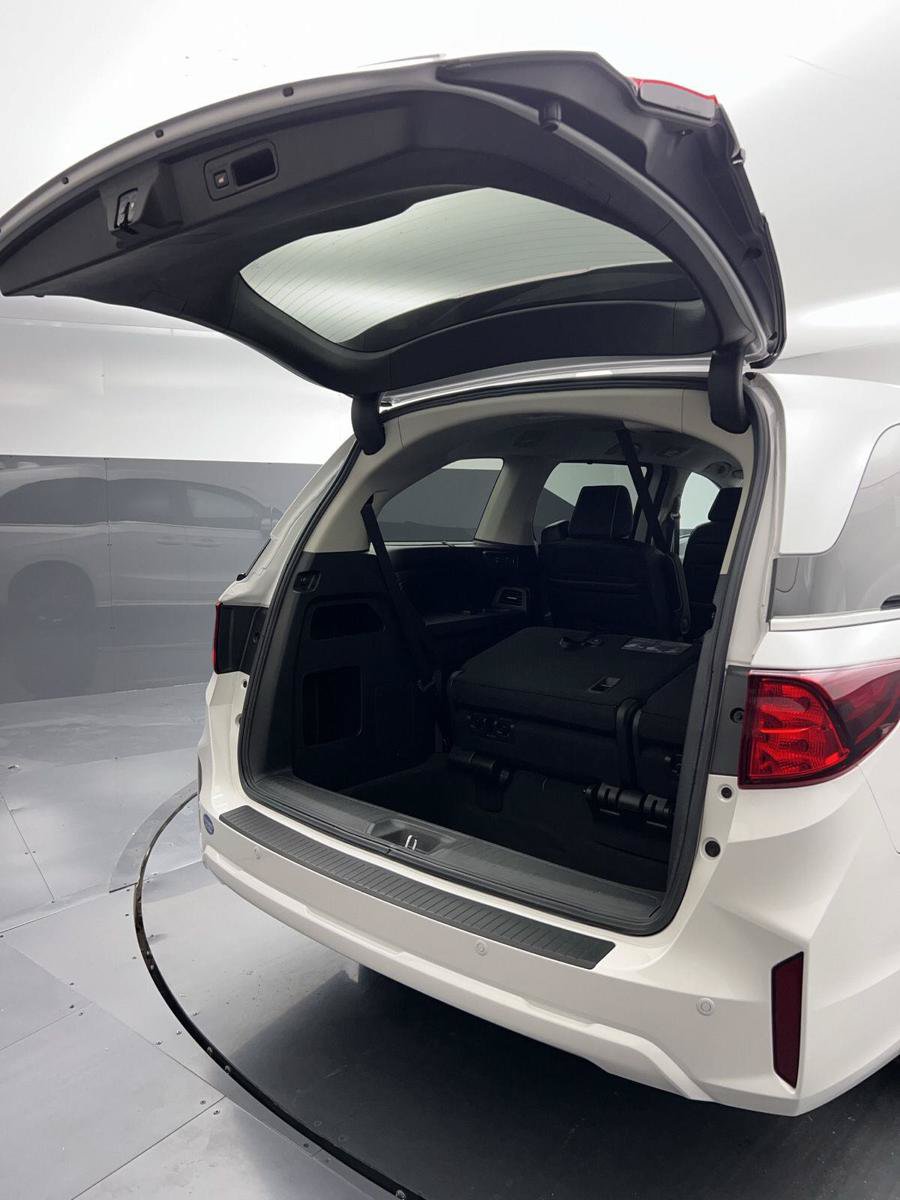 Certified 2026 Honda Odyssey Touring image 39