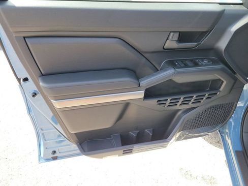 New 2026 Toyota 4Runner SR5 AWD/4WD image 19