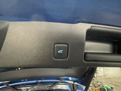 Used 2023 Ford Escape Active image 10