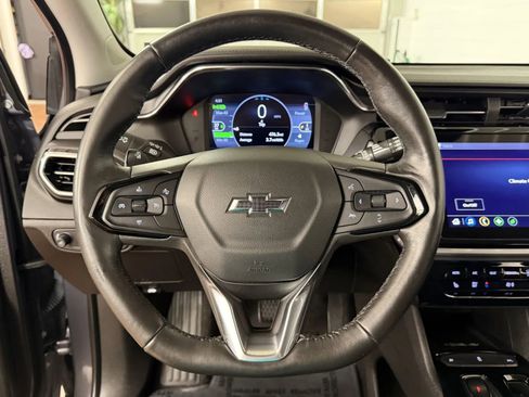 Used 2022 Chevrolet Bolt EUV LT w/ Comfort Package FWD image 19