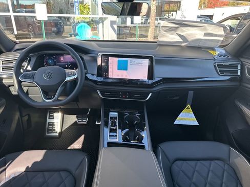 New 2026 Volkswagen Atlas Cross Sport SEL Premium R-Line image 12