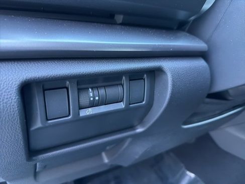 Used 2024 Subaru Impreza 2.0i image 40