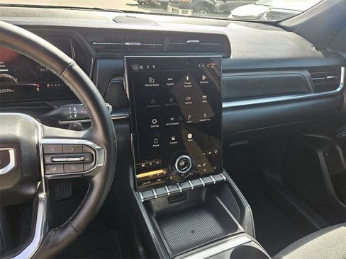 Used 2025 GMC Terrain Elevation image 20